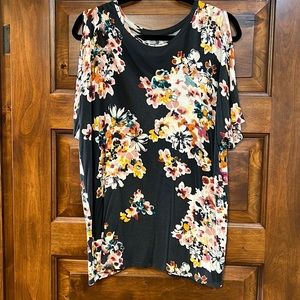 Maurice’s floral peekaboo blouse